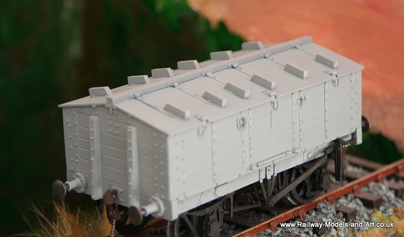 Midland-WD Locker wagon - painted and ready for transfers.
